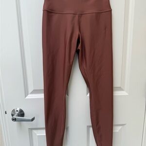 Alo Yoga 7/8 High-Waisted Airlift Leggings